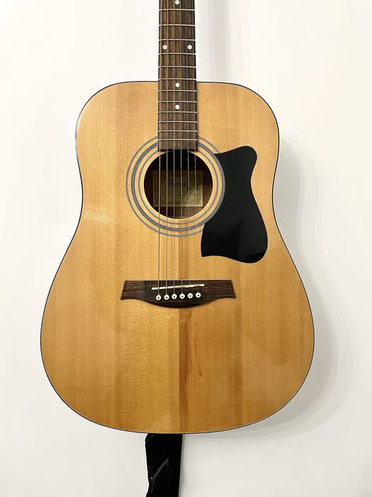 Продаётся акустическая гитара Ibanez