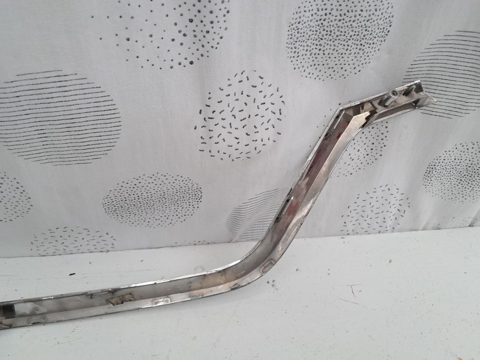 Хром лайсна грил решетка Renault Kangoo 2020 г