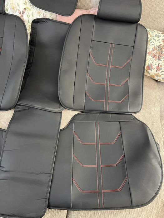 Huse auto Skoda Confort Negre + Roșu
