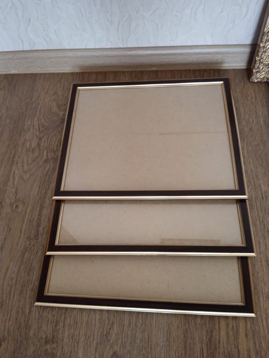 Продаю рамки разных размеров