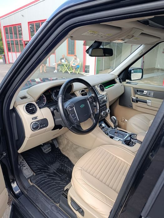 Land Rover Discovery IV