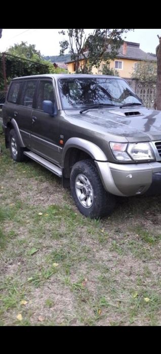 Uși ușa geam broasca clanta macara elemente caroserie patrol navara