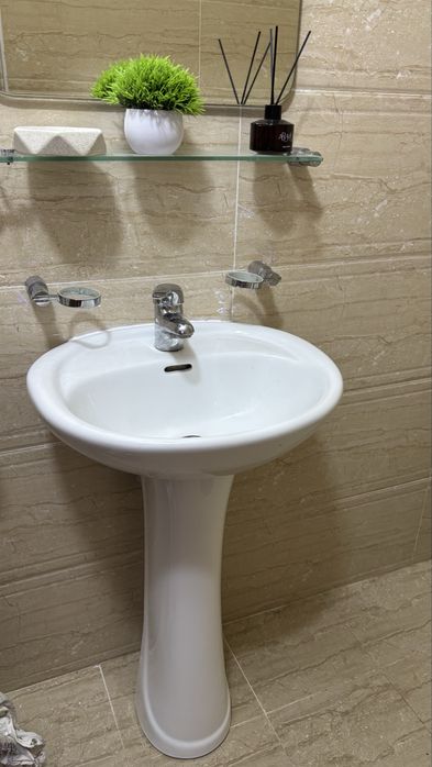 Продам раковину 2 шт.