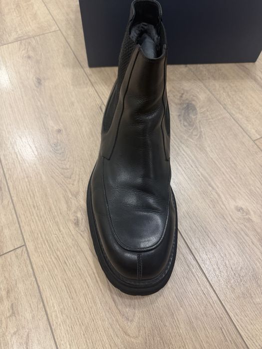 Продам мужские зимние ботинки