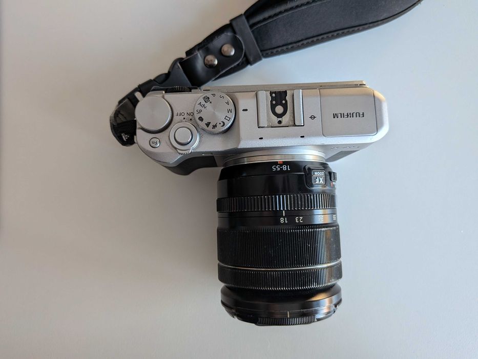 Беззеркалка Fujifilm X-A5