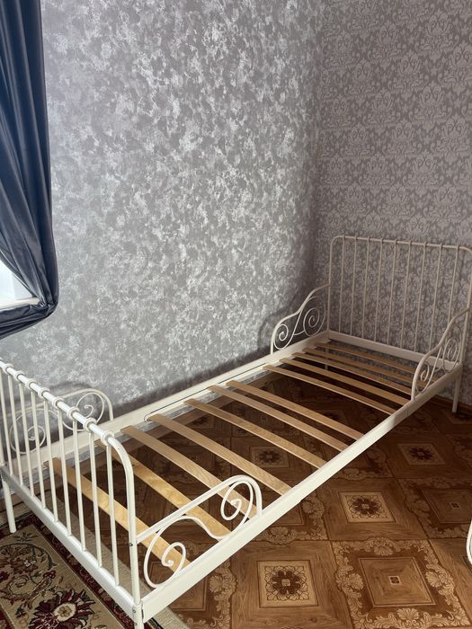 Продам кровать Ikea