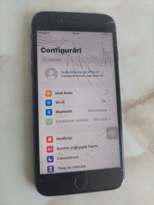 [8] Vând Apple iPhone 8 Black [spart dar cu placa bună] //poze reale