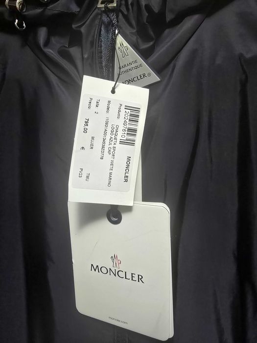 Pelerina de ploaie de dama