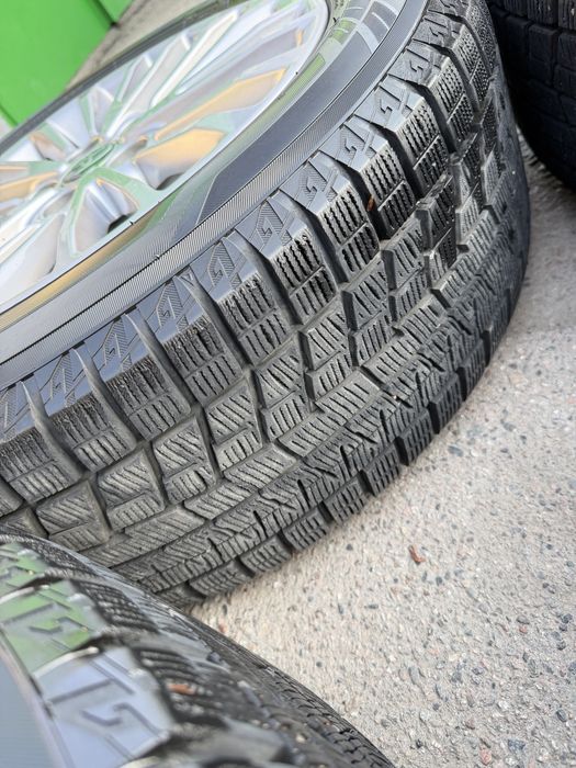 Диски с резиной от камри 80