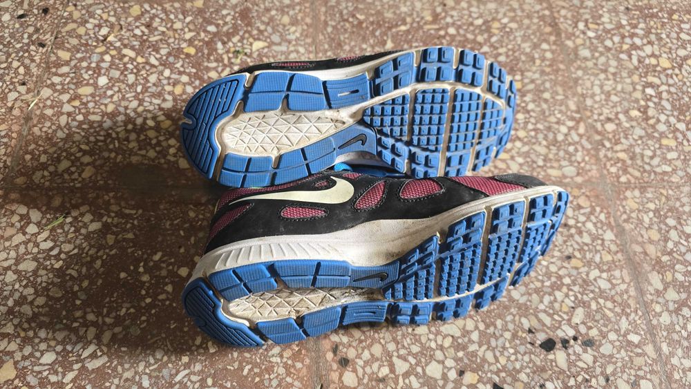 Nike adidas N 38,5    маратонки упортебявани