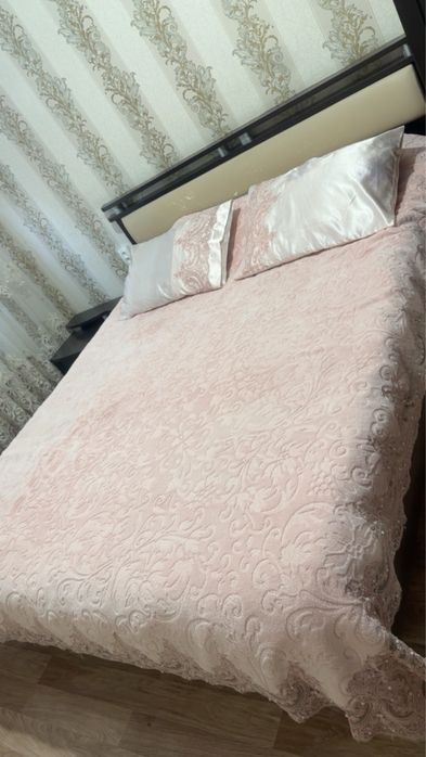 Продается двухспальное покрывало