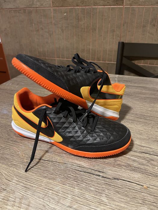 Vand adidas de sala nike tiempo