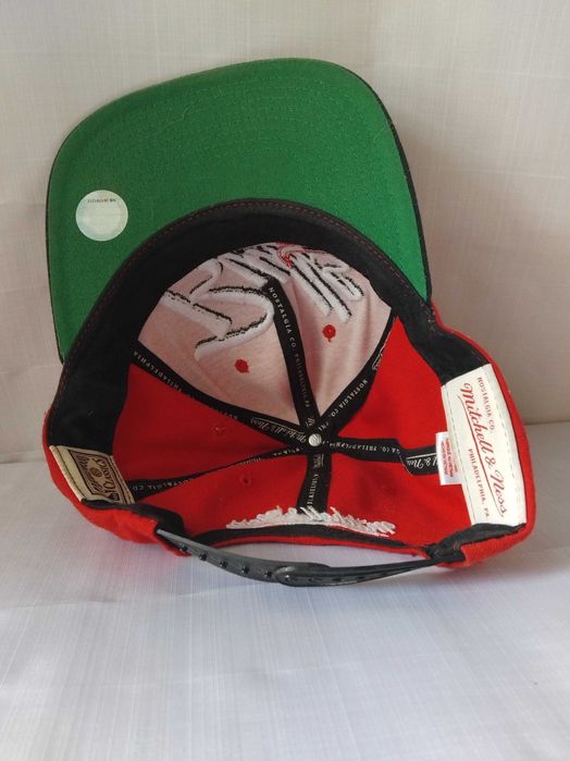 Шапка Mitchell & Ness Chicago Bulls нова