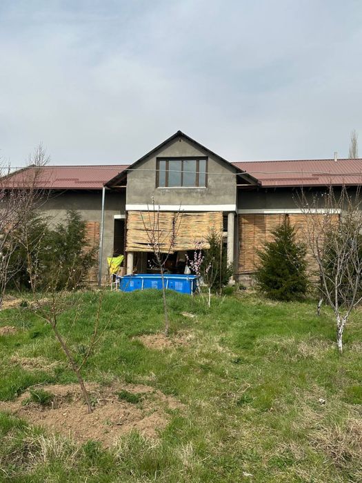 Sotiladi holati yengi pishiq g’ishtdan qurilgan