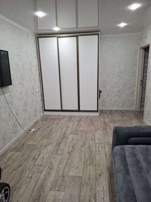 Продаю квартиру 7 микрорайон