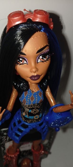 Срочная продажа кукол monster high