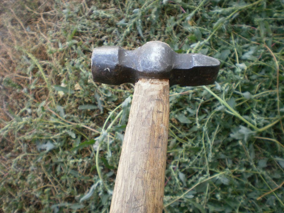 Молоток советский