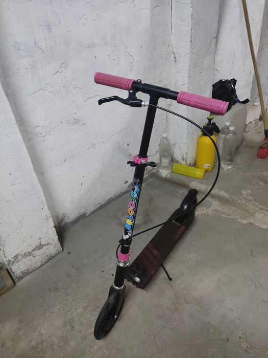 Детский самокат .