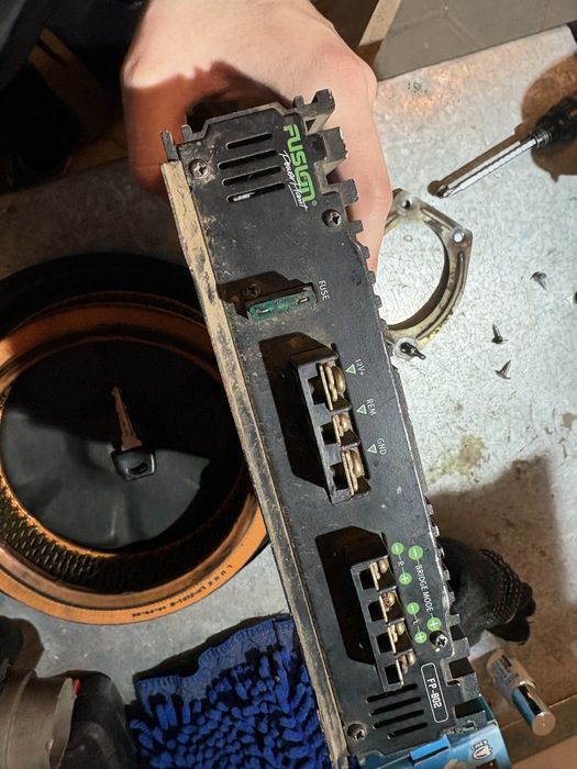 Усилитель fusion-812