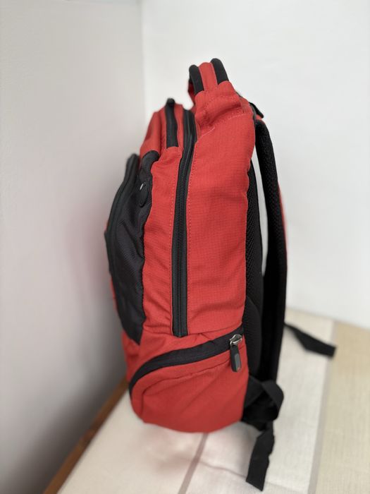 Голяма раница Samsonite с отделение за компютър