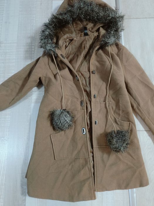 Палто с пухена част ,ново .Размер С