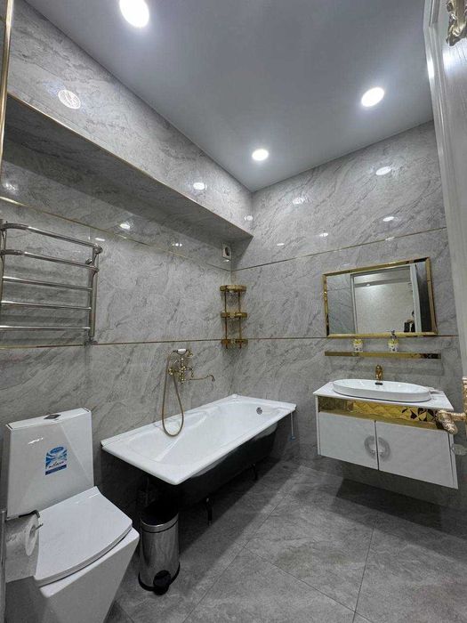 Срочно Продается 4\2\8 215м2 ЖК ЖАНГОХ ор-р ц-15 Ташкент сити !!