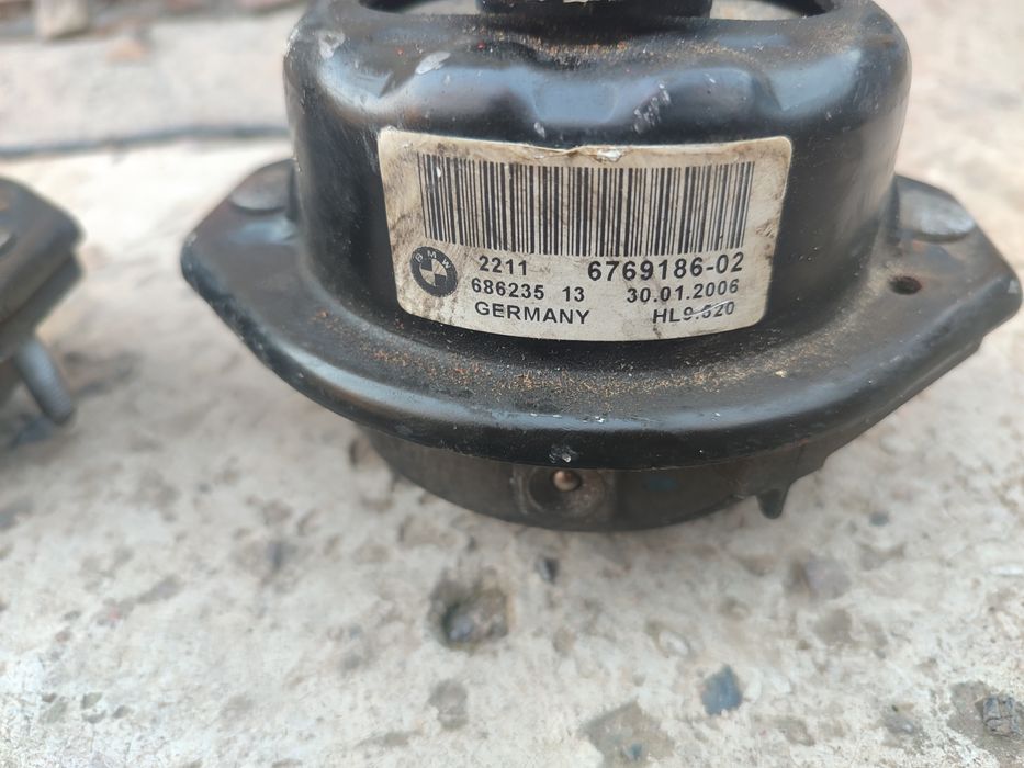 БМВ Е65. Е66. Е67. Подушки двигателя. N62B40A. Оригинал. Из Японии.