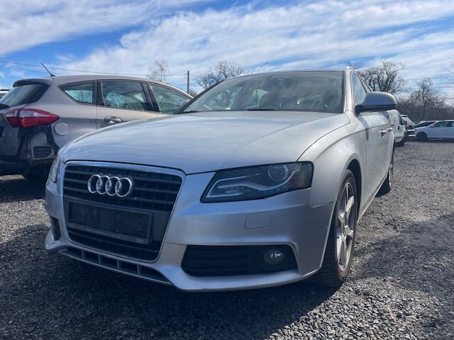 Dezmembrez Audi A4 B8 an 2010 Motor 1.8 TFSI 160cp CDH Xenon