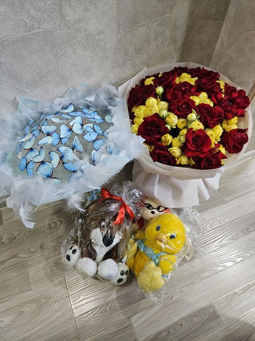 Gullar va sovg'a цветы