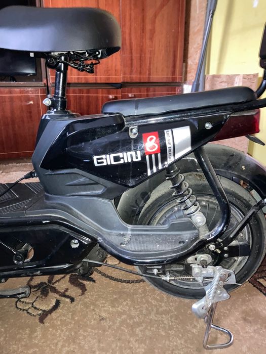 Электронный самокат