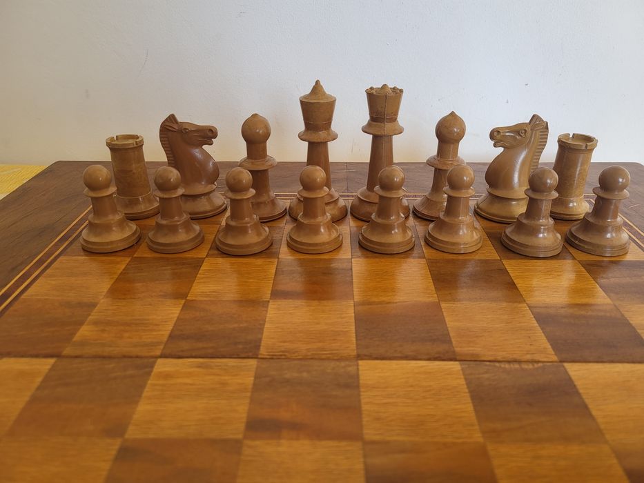 #5 Голям масивен дървен шах