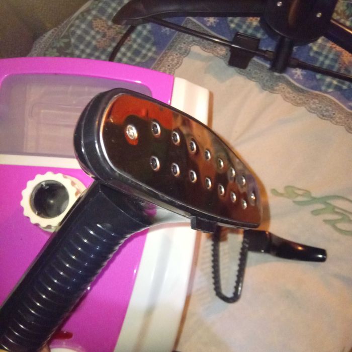 Паровой утюг 250 Polaris