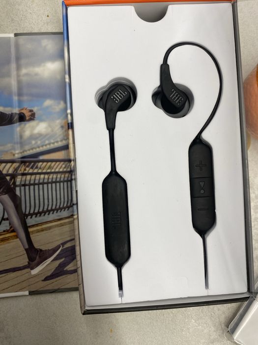 Jbl endurancerun BT by HARMAN слушалки за тичане