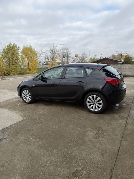 Opel Astra J 1.7 CDTI 2011 Euro 5