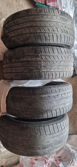 Шины 245/45/18 пара с минимальным пробегом