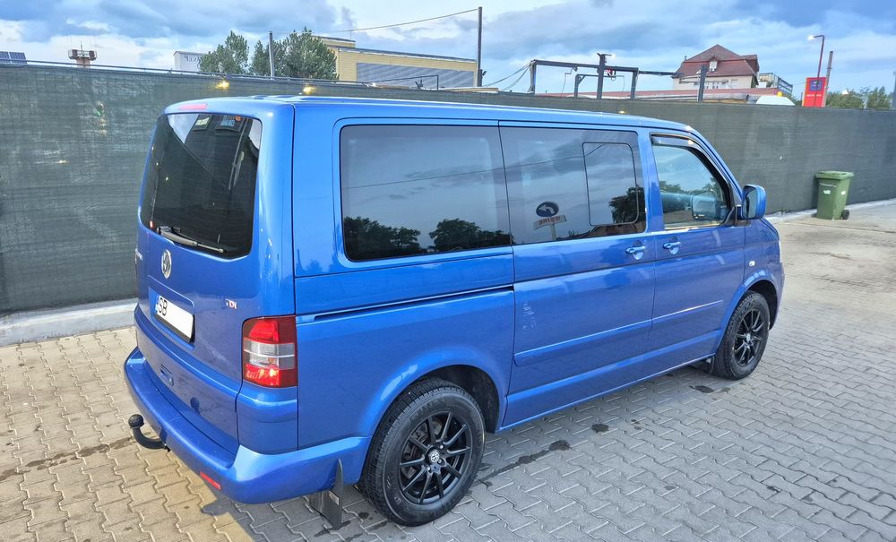 VOLKSWAGEN Multivan 2003 — imagine 3