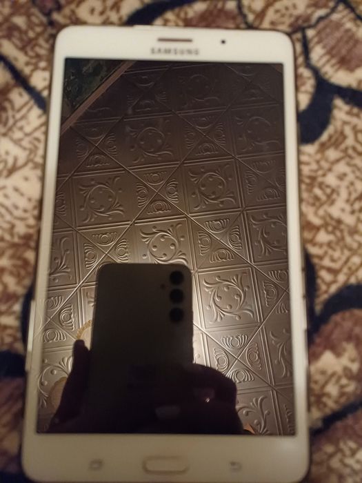 Планшет SM - T 235