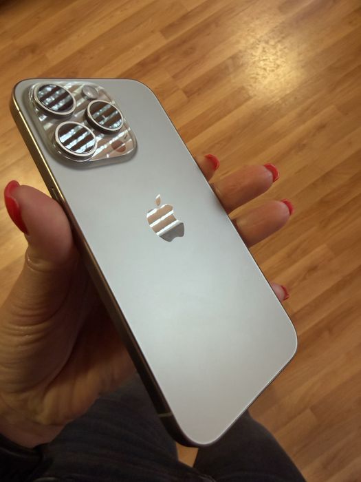 iPhone 15 Pro 128 GB – impecabil