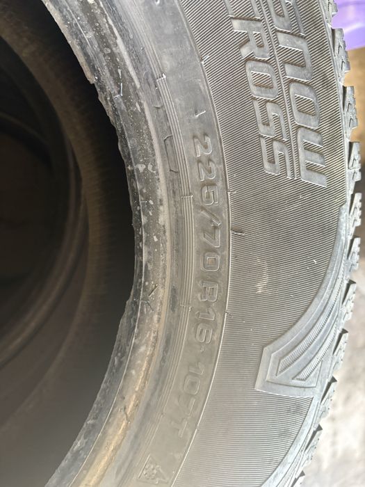 Шины зимние 225/70/60