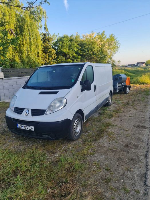 Renault Trafic 2,5 cdti 140 cp