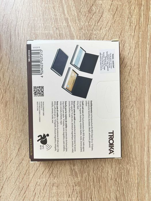 Калъф за карти / портфейл с RFID защита Troika Marble Safe, черен