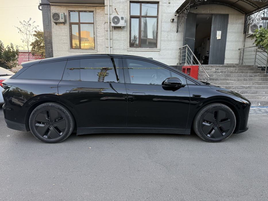 Lixiang i6 black
