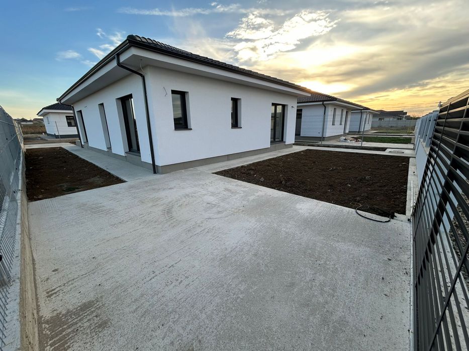 Casă la cheie de vânzare – mutare imediată  - Cartier Viena - Oradea