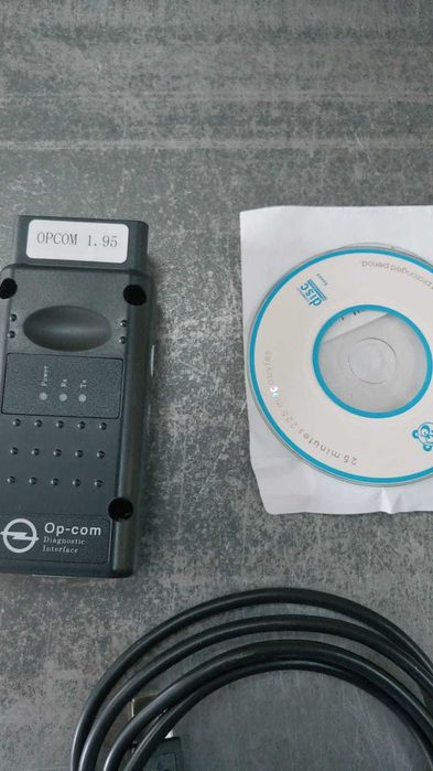 Tester Auto Opel Opcom soft inclus, practic nou
