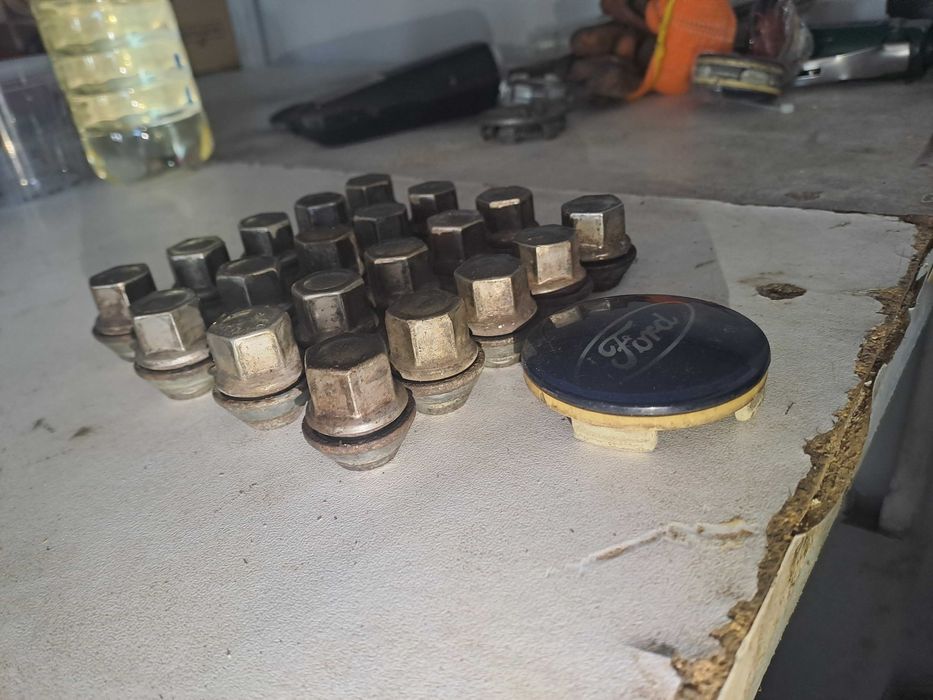 Piulite Jante Aliaj prezoane Ford Focus 2 3 4 Mondeo Kuga Fiesta Puma