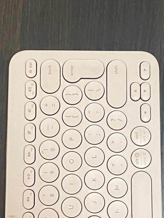 Bluetooth клавиатура Logitech K380.