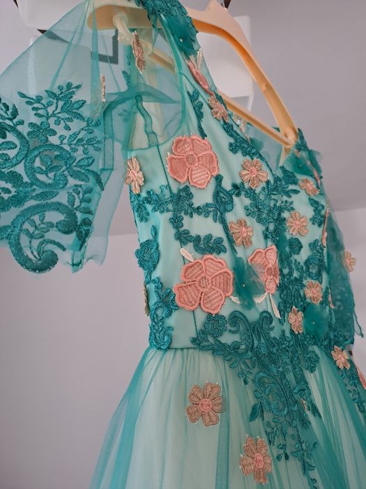 Vând rochie eveniment