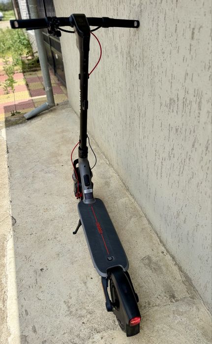 Електрическа тротинетка SEGWAY KICKSCOOTER F3 E
