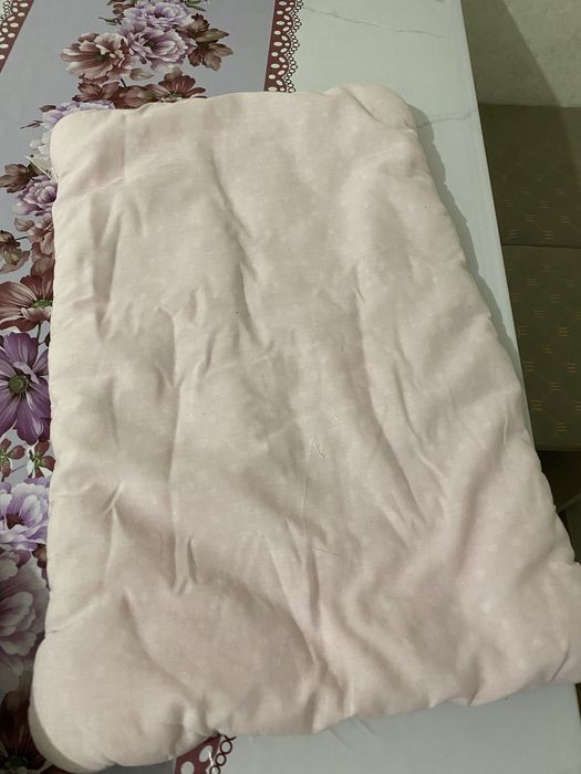 Отдам даром вещи для малышки