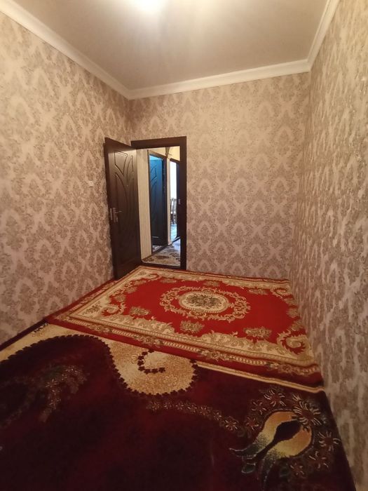 3 xonali dom sotiladi